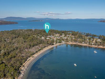 31 Cray Point Parade, Eggs And Bacon Bay