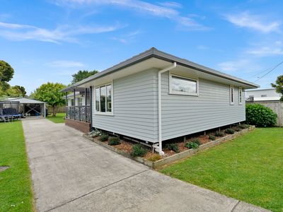 14 Harbour View Road, Te Atatu Peninsula