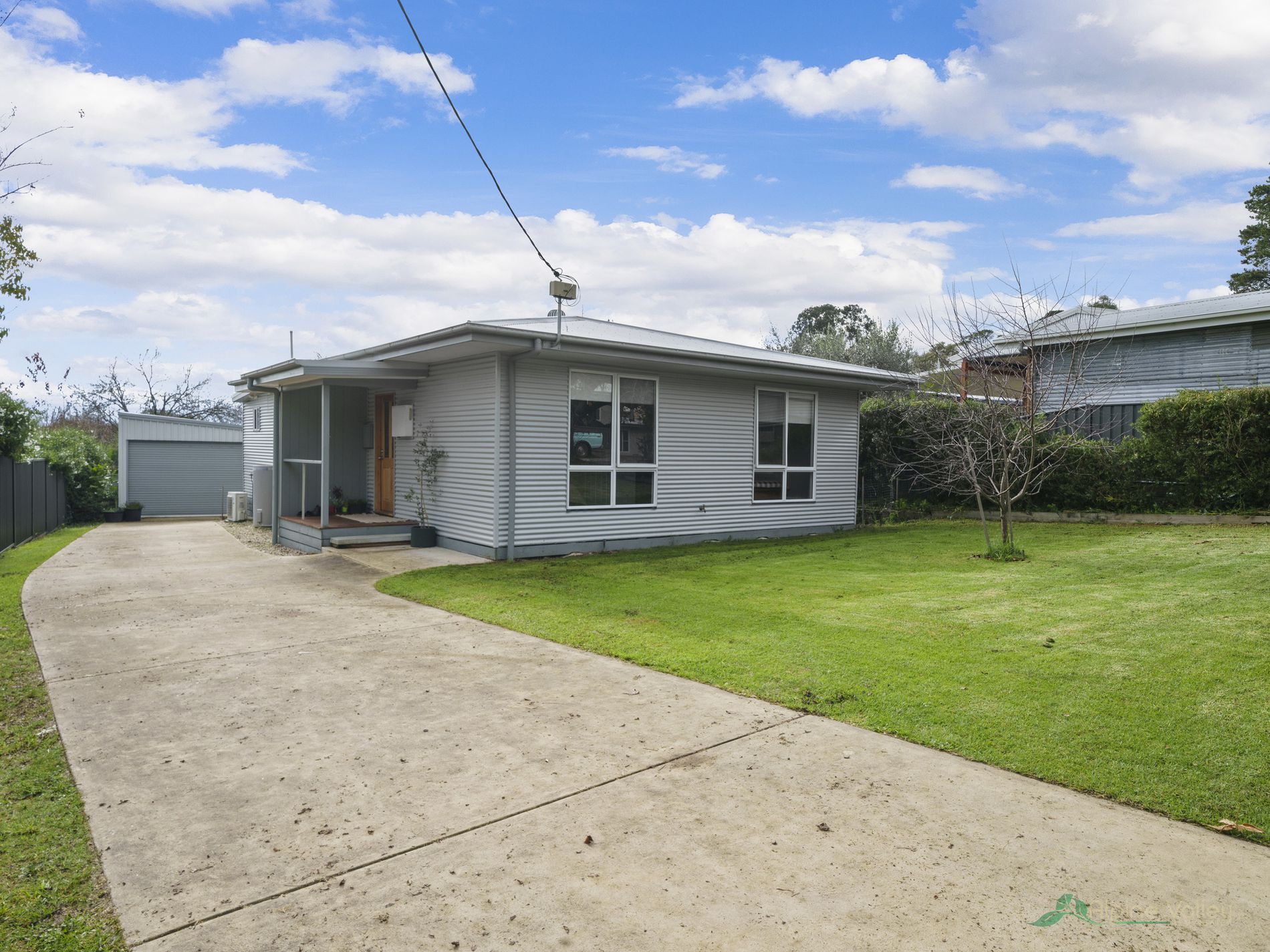2 Mount Street , Mount Beauty