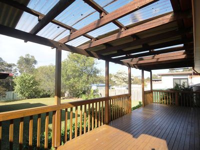 16 Crest Ave, North Nowra