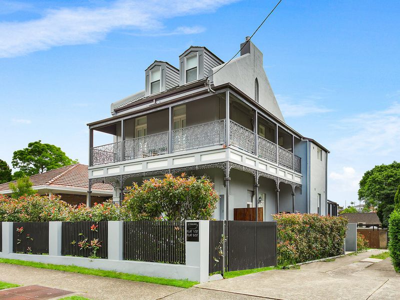 1 / 37 Railway Street, Kogarah