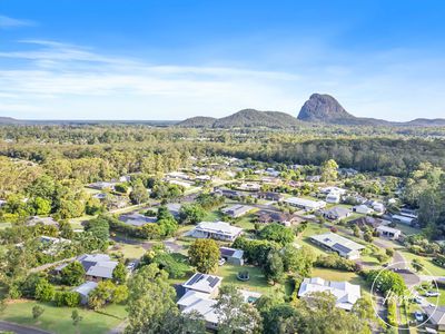 27 Jordana Place, Glass House Mountains