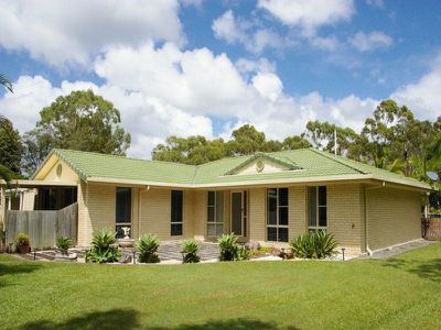 3 Honey Gem Place, Cooroibah