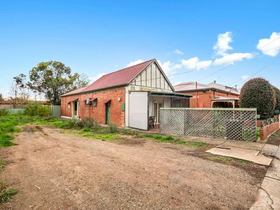 42 Everard Avenue, Keswick