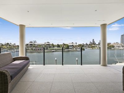 165 Monaco Street, Broadbeach Waters