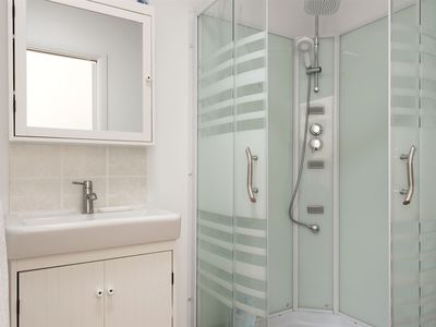 36 Golden Wattle Drive, Ulladulla