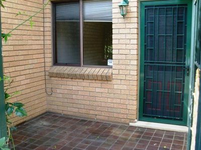 4 / 40 Campbell Street, Wollongong
