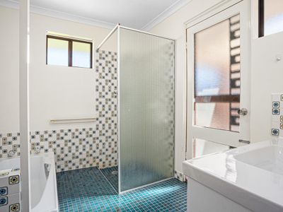 79 The Esplanade, Mount Pleasant