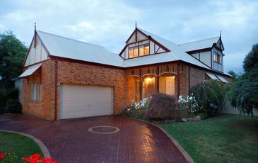 6 Dianthus Court, Narre Warren South