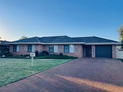 4 Duke Place, Dubbo