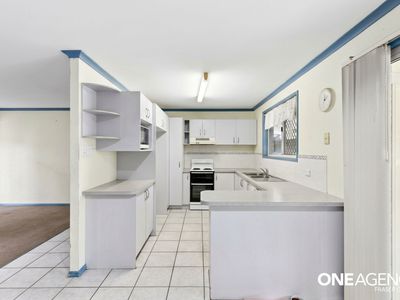 62 Cedar Crescent, Kawungan