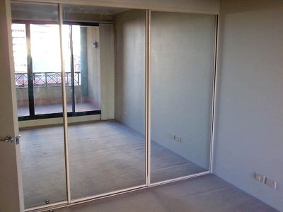 2002 / 1 Hosking Place, Sydney