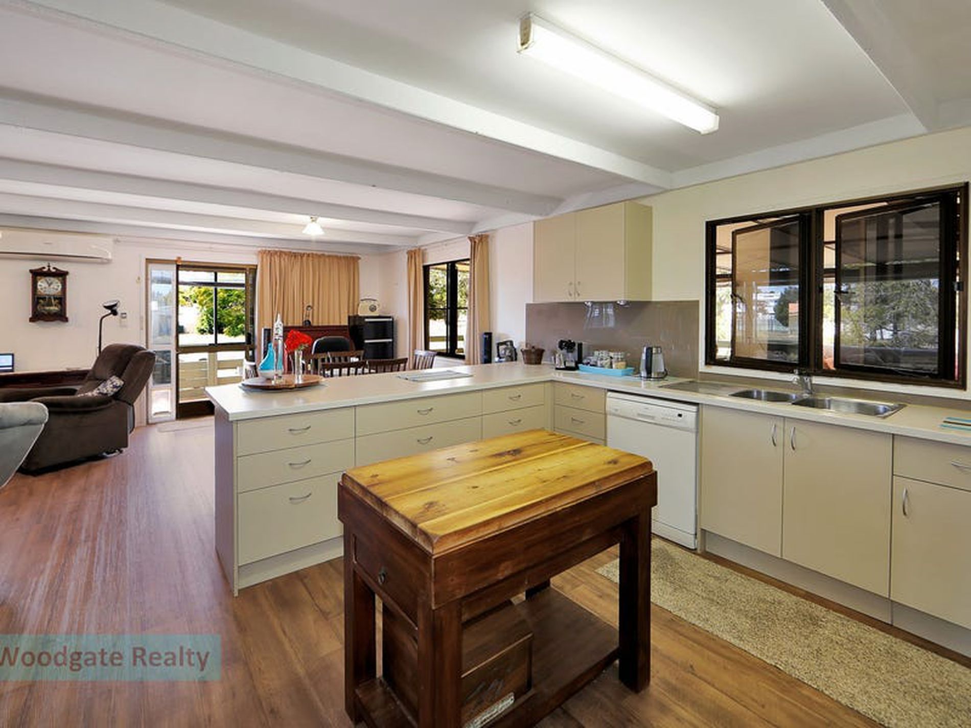 1 Wattle St, Woodgate