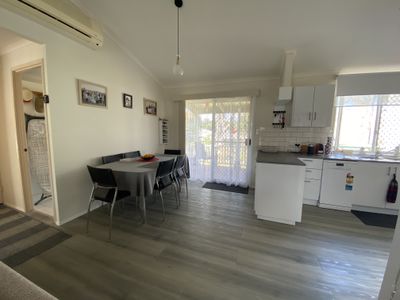 9 Palm Avenue / 14 Ibis Boulevard, Eli Waters