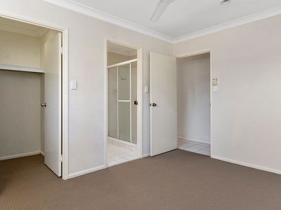 11 / 11 Spring Street, East Ipswich