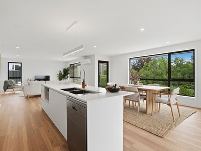 2 / 5 Bond Street, Kings Meadows