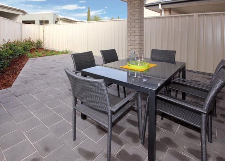 10A Trott Grove, Oaklands Park