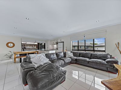 4 Keel Court, Cannonvale