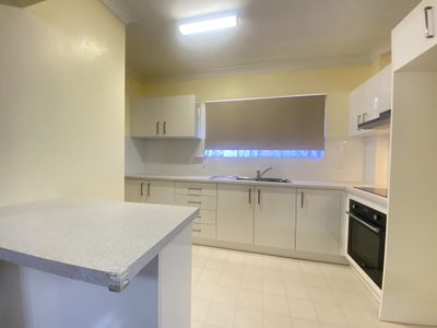 1 / 20B Caroline Street, Westmead
