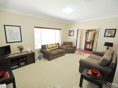 113 Bultje Street, Dubbo