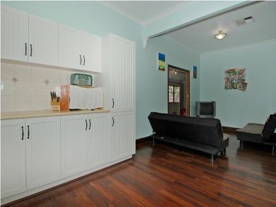 49 Johnston Street, Boulder