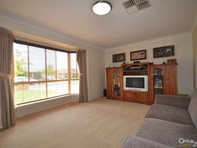 10 Nepean Place, Dubbo