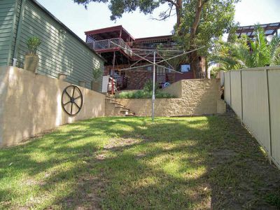 39 Ashley Avenue, Farmborough Heights