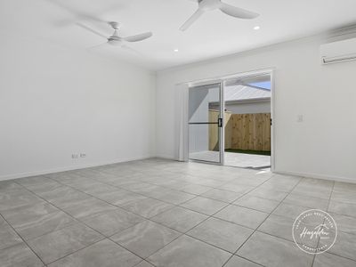 121 Attenborough Drive, Banya