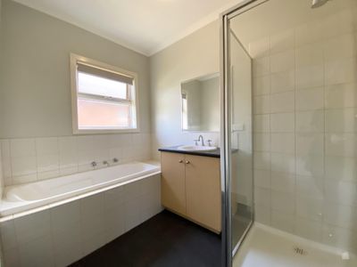 17/51-55 Tullidge Street, Melton