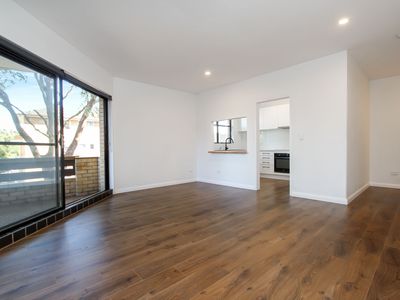 11 / 19 Gannon Avenue, Dolls Point