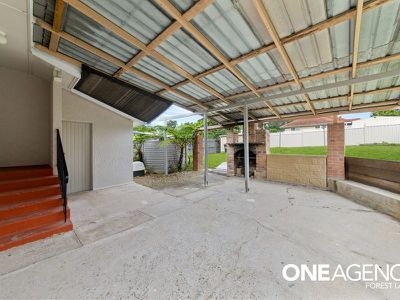 32 Willow St, Inala