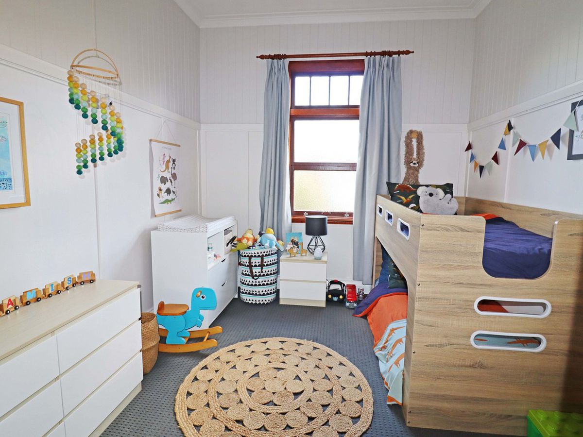 10 George Street, Tolga