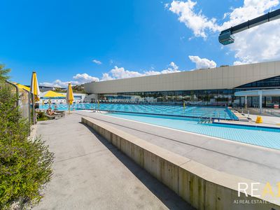 222 / 303 Botany Road, Zetland