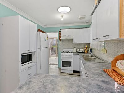 63 McKellar Boulevard, Blue Haven
