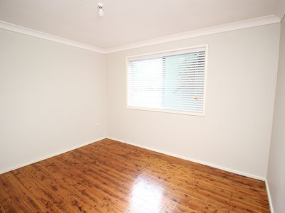 16 Gordon Avenue, Oak Flats