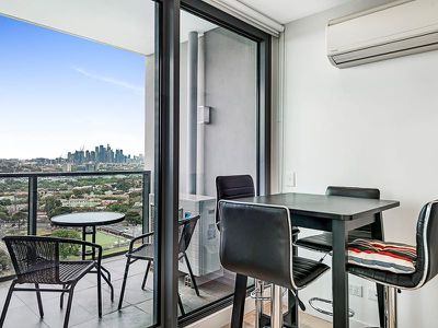 2201 / 1 Ascot Vale Road, Flemington