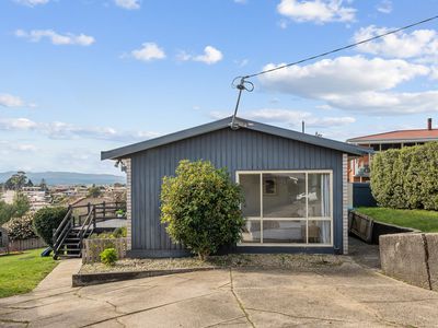 5 Mimosa Place, Youngtown