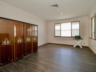 19 Hokin Street , Waikiki