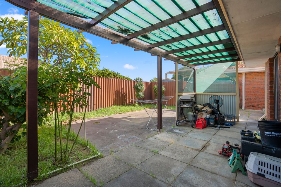 12 / 6 Ashford Avenue, Rockingham