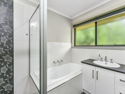 6 Acacia Drive, Millicent