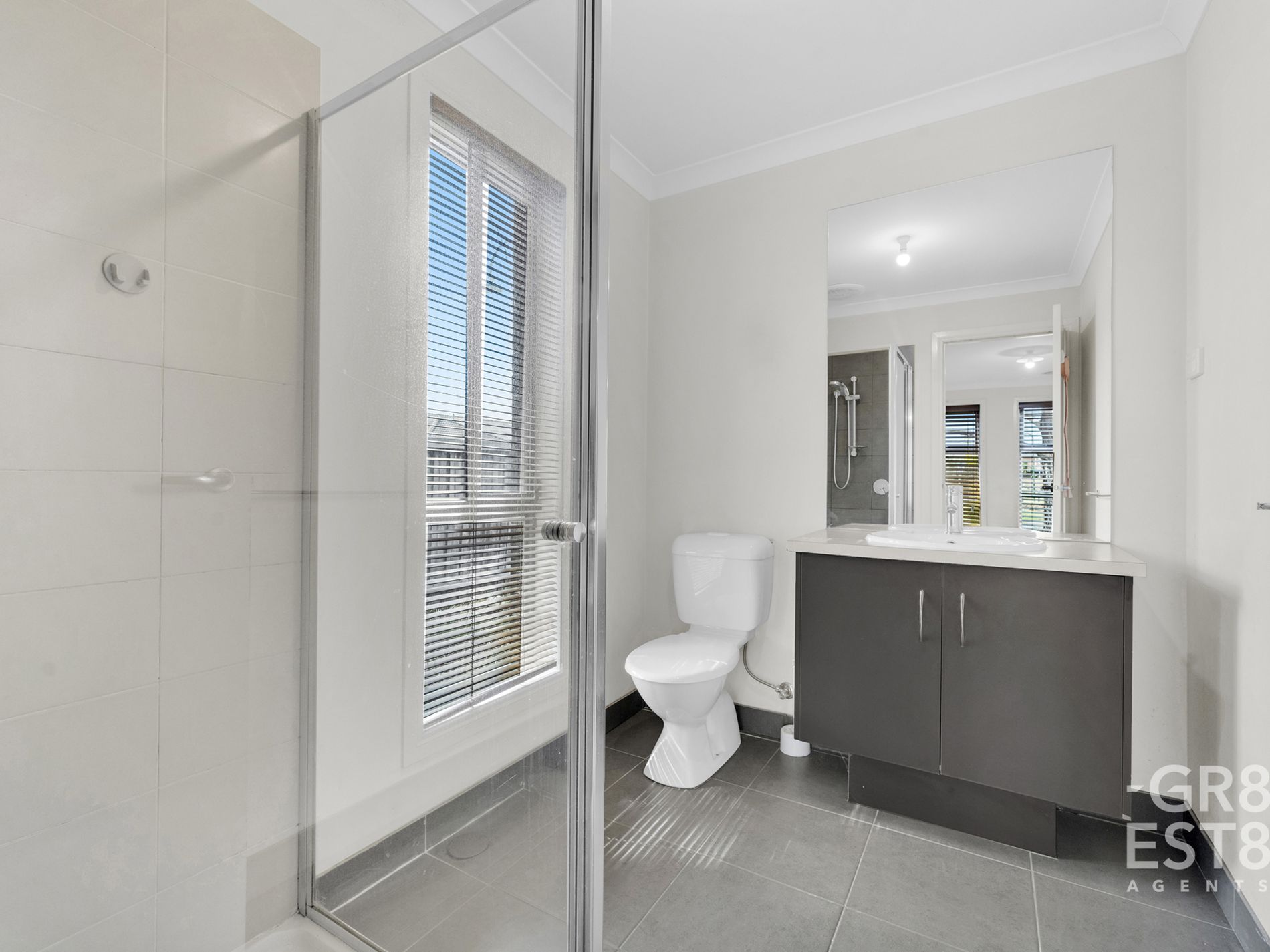 5 Parnum Place, Lynbrook