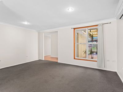 75 King George Parade, Forster