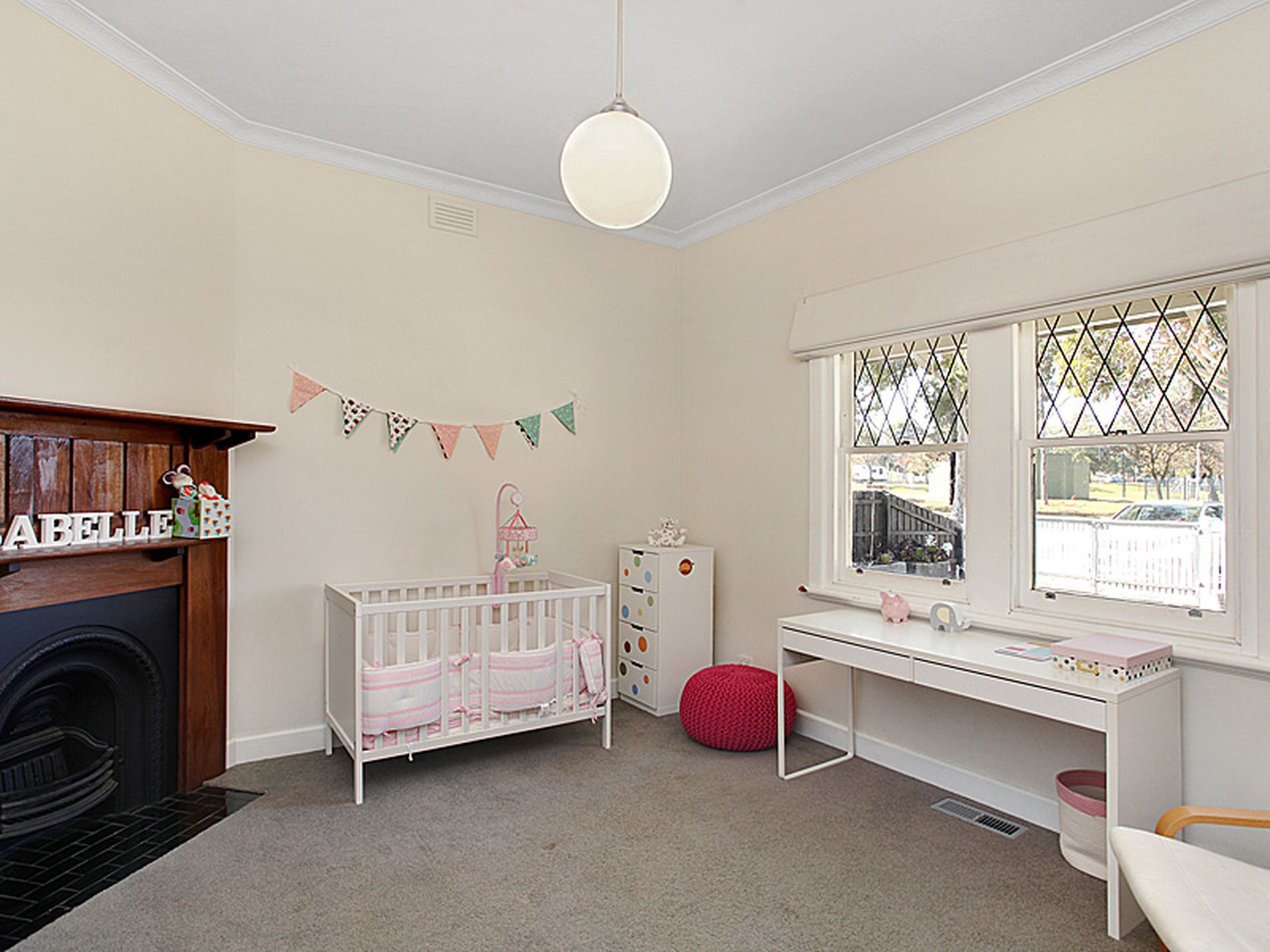 15 Oxford Street, Newport