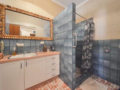 5 INARLINGA ROAD, Cowley Beach