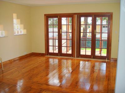 12 Carrisbrook Avenue, Mount Lewis