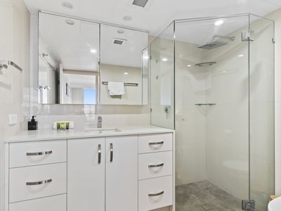 8E / 973 Gold Coast Highway, Palm Beach