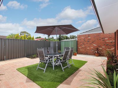 18 Woburn Way, Kelmscott