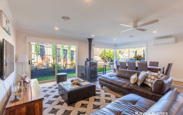 6 Mountain View Circuit, Beaconsfield
