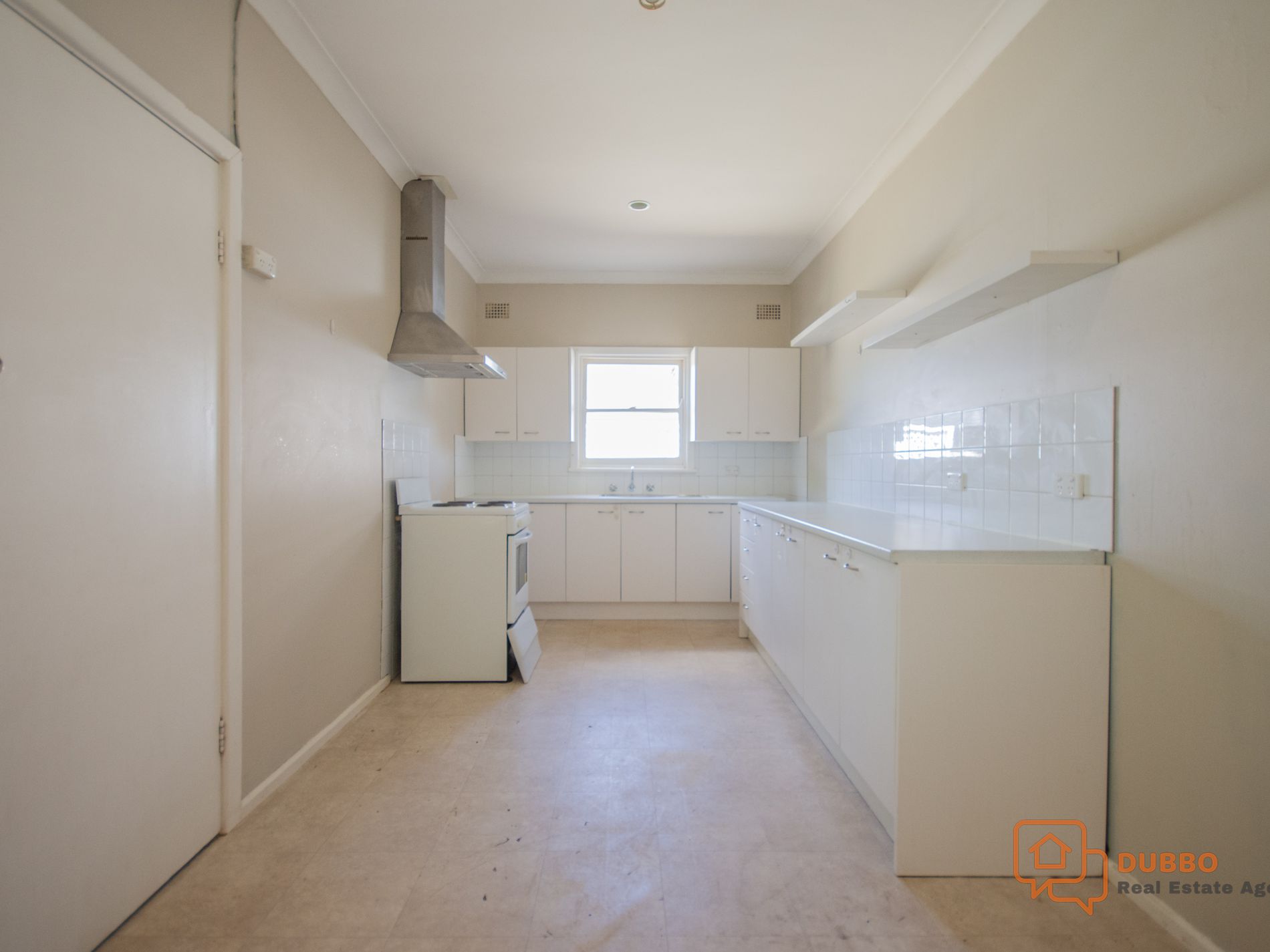 6 Laughton Street, Dubbo