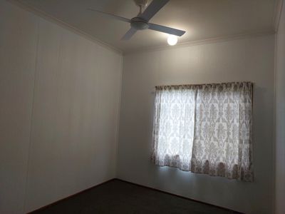 2 Eklund Street, West Mackay
